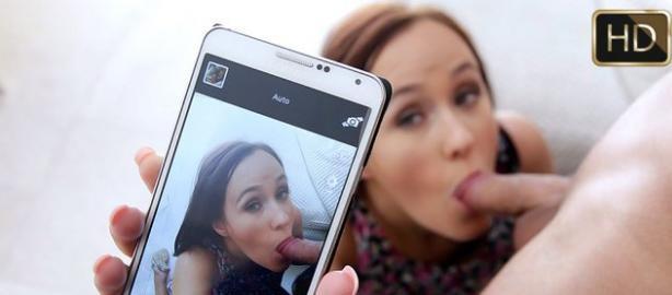 Exxxtra Small – Holly Hudson
