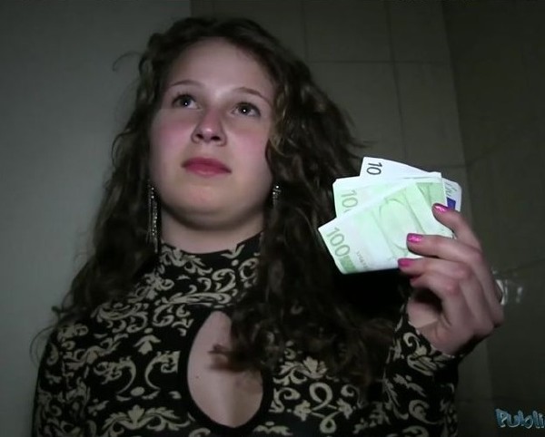 Public Agent – 18 year old gymnast fucks in gym changing rooms