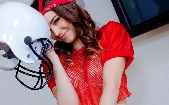 Kylie Quinn – Amateur Girlfriend Lost a Bet
