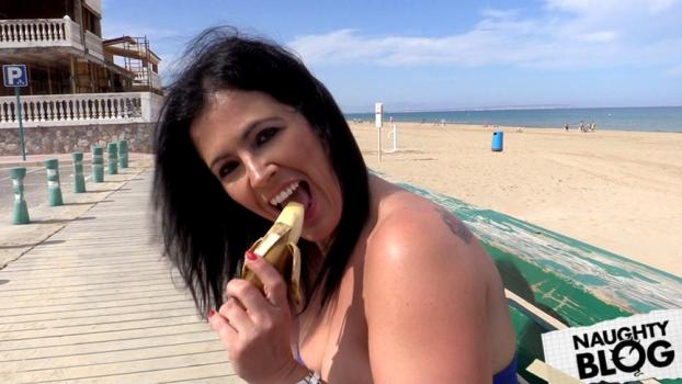 Fake Cop – Montse