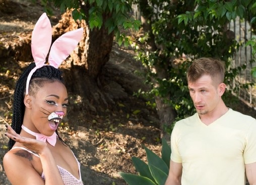 Nikki Darling – Pokepussy