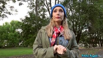 Public Agent – Lola Bambola
