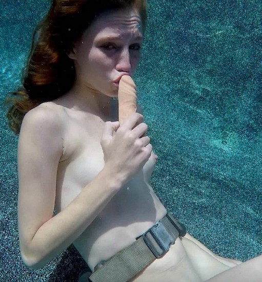 Ava Parker – Ava Parker Dildo Play