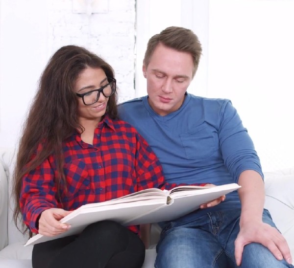 Amateur – Meeting and Fucking a Cute College Girl