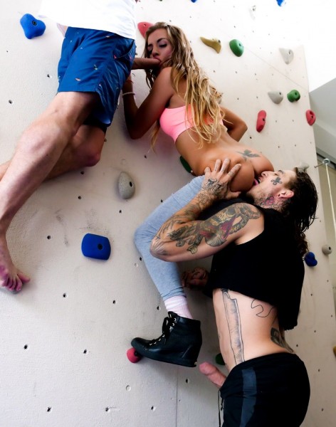 SILVIA DELLAI – SILVIAS DOUBLE PENETRATION THREESOME