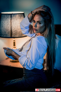 Nicole Aniston Cum On Wife Tits
