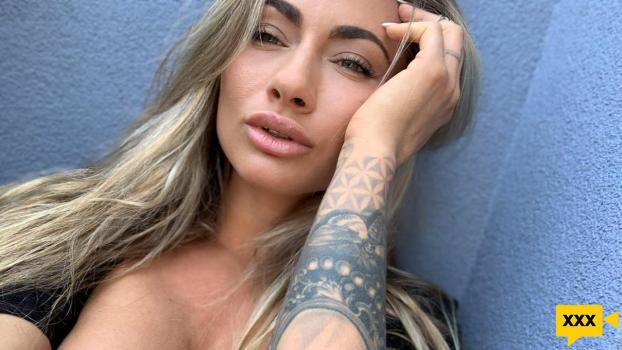 Fakehub Originals – Michaela Isizzu