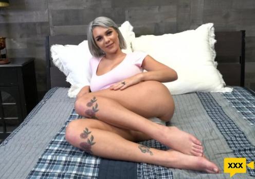 Amateur Boxxx – Gabbie Carter