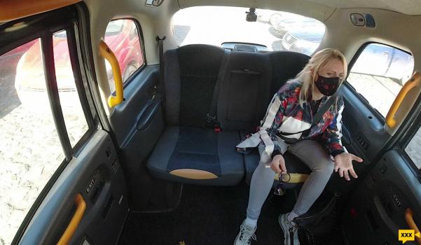 Sex In Taxi – Brittany Bardot