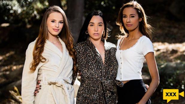 Girls Way – Jillian Janson, Karlee Grey & Kylie Le Beau