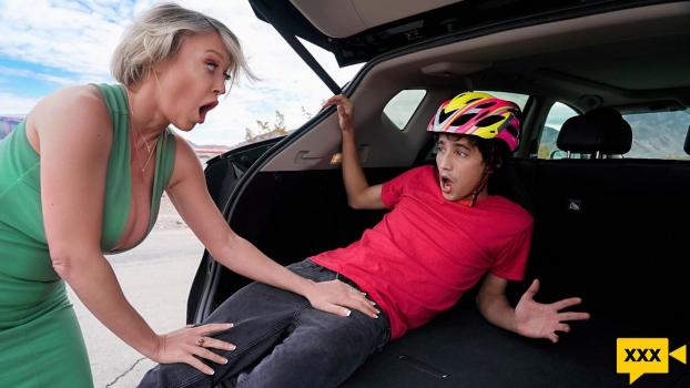 Lil Humpers – Dee Williams