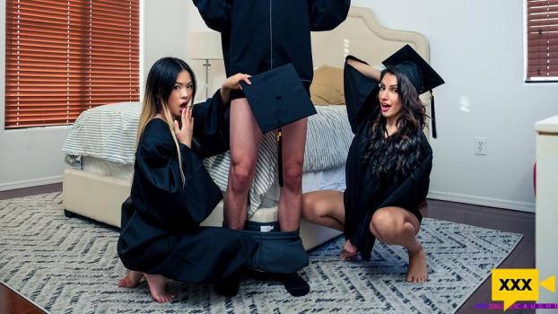 Step Siblings Caught – Hime Marie & Lulu Chu