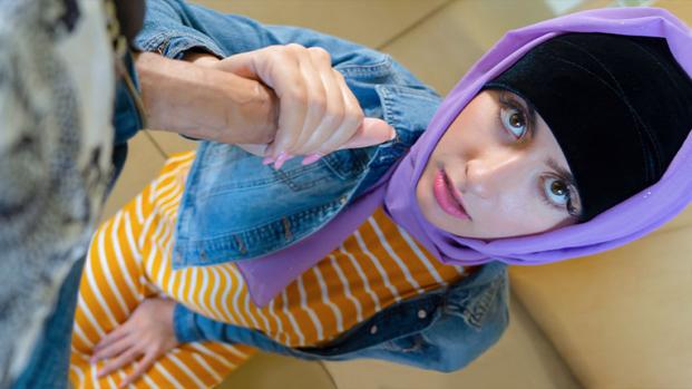 Hijab Hookup – Angeline Red
