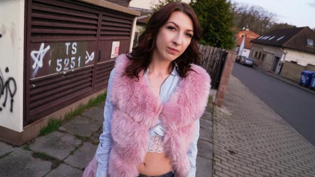 Public Agent – Chanel Kiss