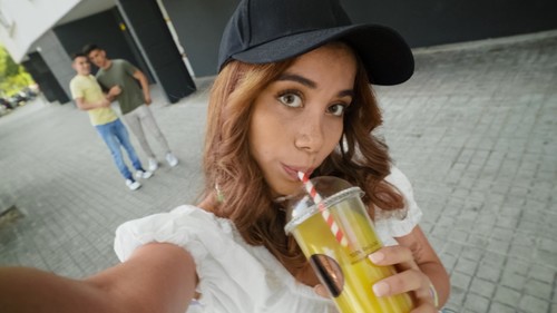 Marina Gold – No Shame Wins the Game