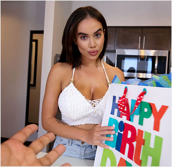 Victoria June – Stepmom Gave Me Birthday Sex – S1:E6