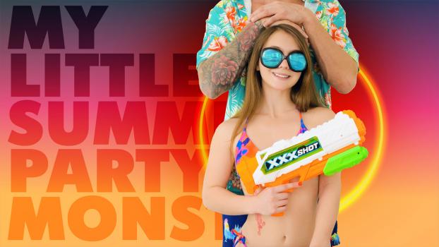 Exxxtra Small – Mira Monroe