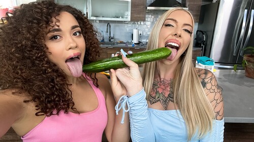 Willow Ryder, Cassidy Luxe – Baking With Babes