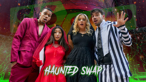River Lynn, Amber Summer – The Haunted House of Swap