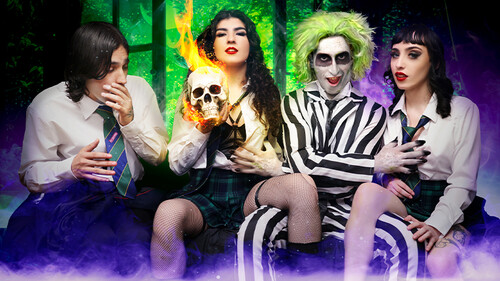 Anna Starr & Nikki Slick – Just Call on Beetlejuice